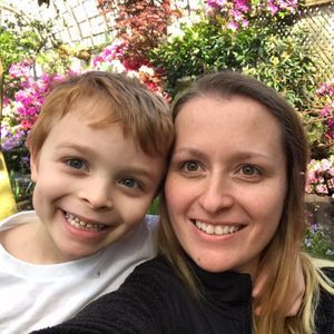 Meet your Posher, Laura